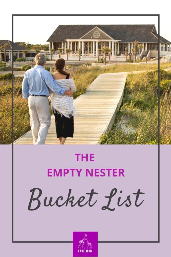 Here is the empty nest buket list to help you become or rediscover who you are when the kids move out. #bucketlist #emptynester